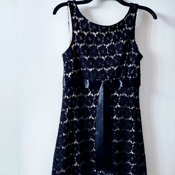 My Michelle Jr. Sz 7/8 Black Lace Prom /Formal/Cocktail Dress Front Satin Ribbon - Picture 1 of 7